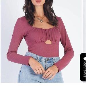 Le Lis Long Sleeve Cut Out Detail mauve  Pink Bodysuit size small
